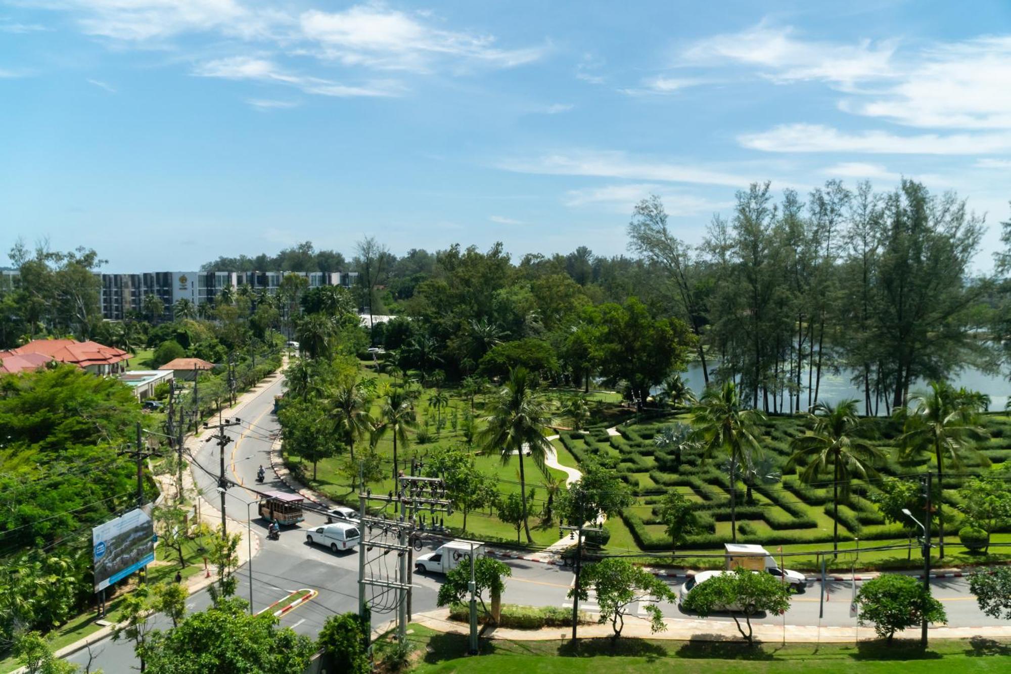 Skypark Apartments By Laguna Phuket Пляж Банг Тао Экстерьер фото
